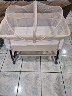 Bassinet and mattress