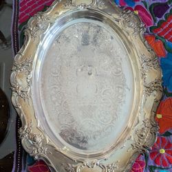 Various dinner flatware