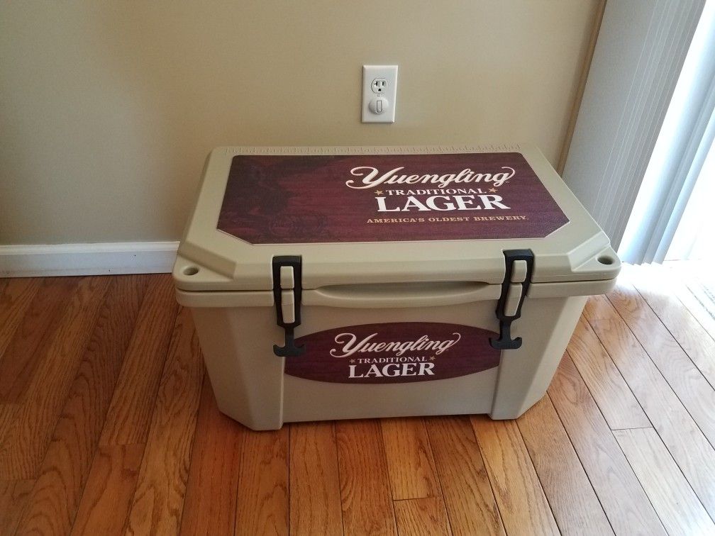 Brand new grizzly 40 limited edition yuengling lager cooler