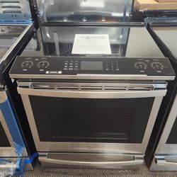 Profile 30 in. 4 Burner Element Smart Slide-In Induction Range in Fingerprint Resistant Stainless w/ Convection, Air Fry