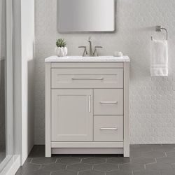 NEW - Clady 31 in. Single Sink Gray Freestanding Bath Vanity with Silver Ash Cultured Marble Top (Assembled)