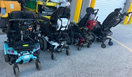 Several different power chairs available to choose from for different prices. Pick up in okeechobee