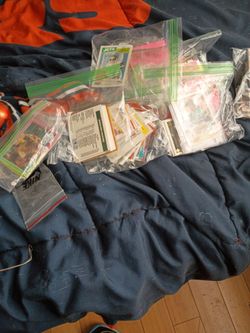Mixed Lot of Vintage Sports Trading Cards