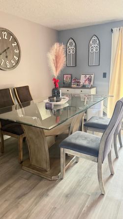 Dining table