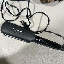 Revlon Hair Straightener 