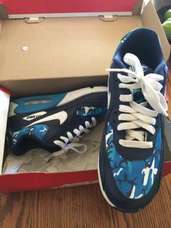 Nike air max print size 5.5y