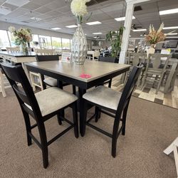 5 Pc Dining Table 