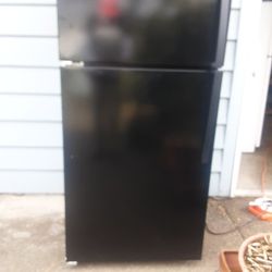 Black Whirlpool Top Freezer Refrigerator 
