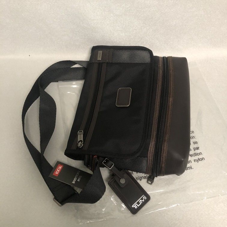 Tumi Alpha Bravo Beale Messenger Bag