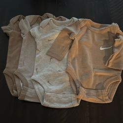 Newborn Clothes 