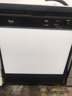 Whirlpool White Nice 24” Dishwasher! Fully Guaranteed! Delivery Available!