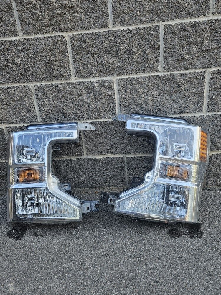 Headlights for Ford f250 or (contact info removed) /2022