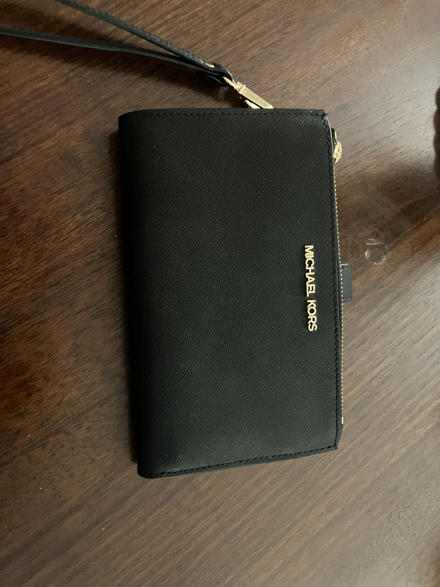 Michael Kors Wristlet/ Cell Phone