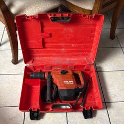 Hilti TE-50 AVR Rotary Hammer 