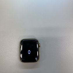 Apple Watch Serie 7 Gold, Excellent Condition( iCloud locked).