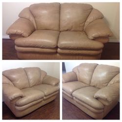 Leather love seat in excellent condition