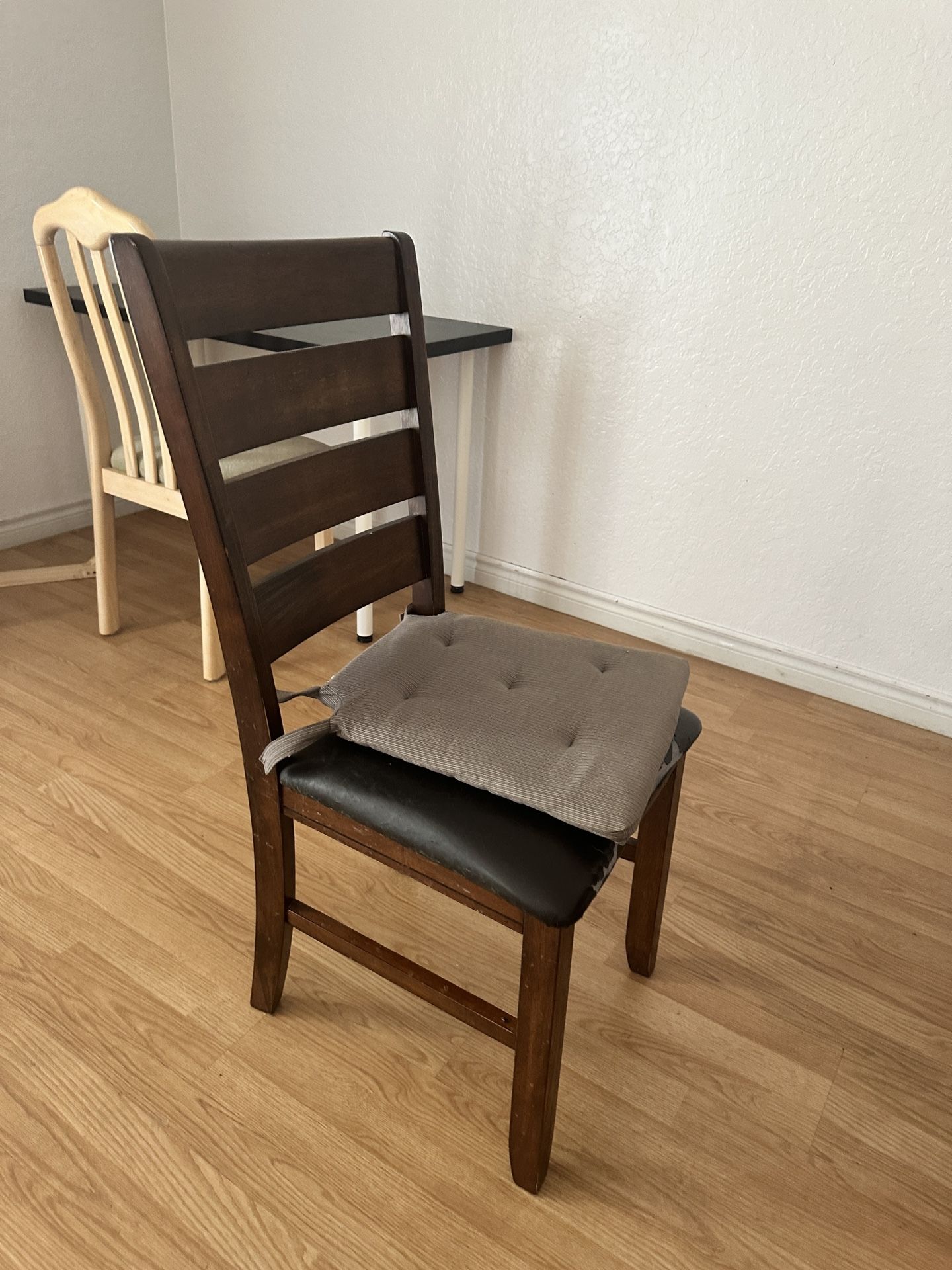 Free Furniture Pickup Your Own for Sale in Chino, CA OfferUp