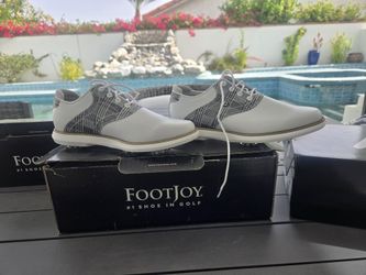 Women's FootJoy Golf Shoes - Size 6.5M