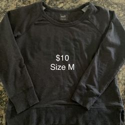 Women’s Long Sleeve Puma Shirt Size M