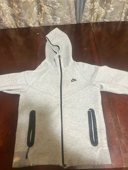 Grey Nike tech
