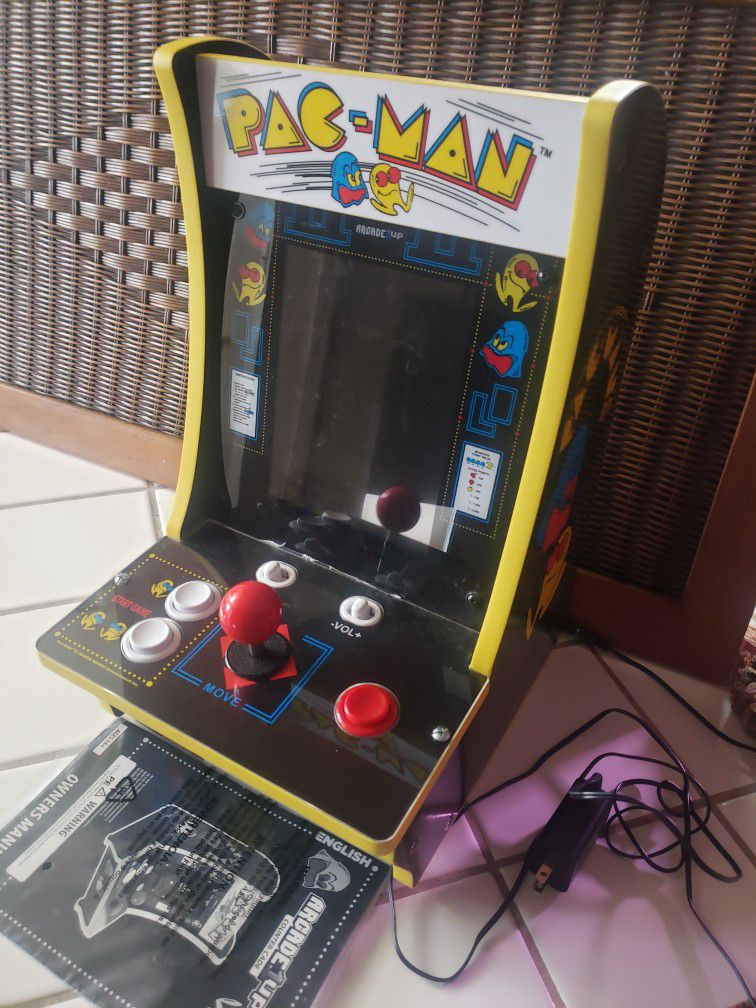 Arcade 1 Up Pac-Man Counter-Cade