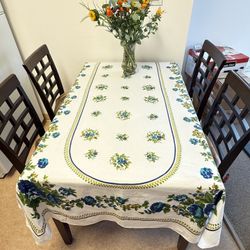 Dark Wood Dining Table and 4 Chairs Set 32”x48”