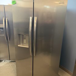 Frigidaire Side By Side Fridge 