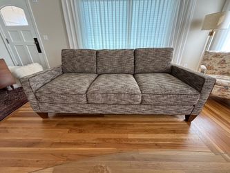 Luxury Brand Hickory White Sofa: excellent condition