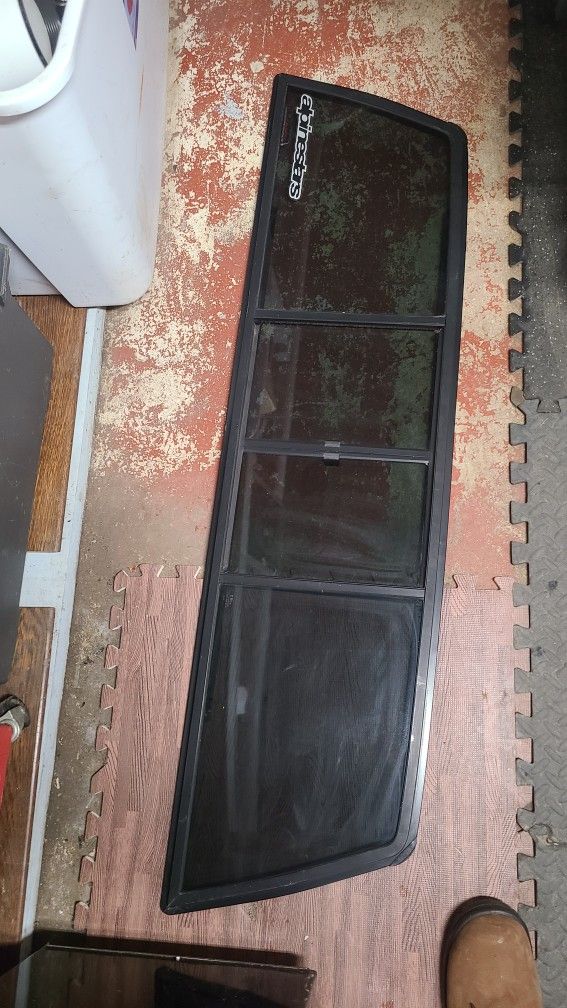 Ford 1990s Rear Window