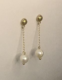 Natural Pearl Earrings - New