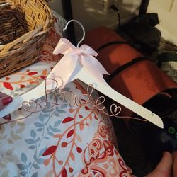 Bride Hanger 