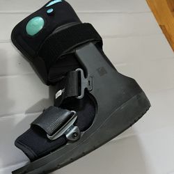Ossur Formfit Air Walker — Healing Boot