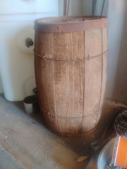 20" small antique wooden barrel