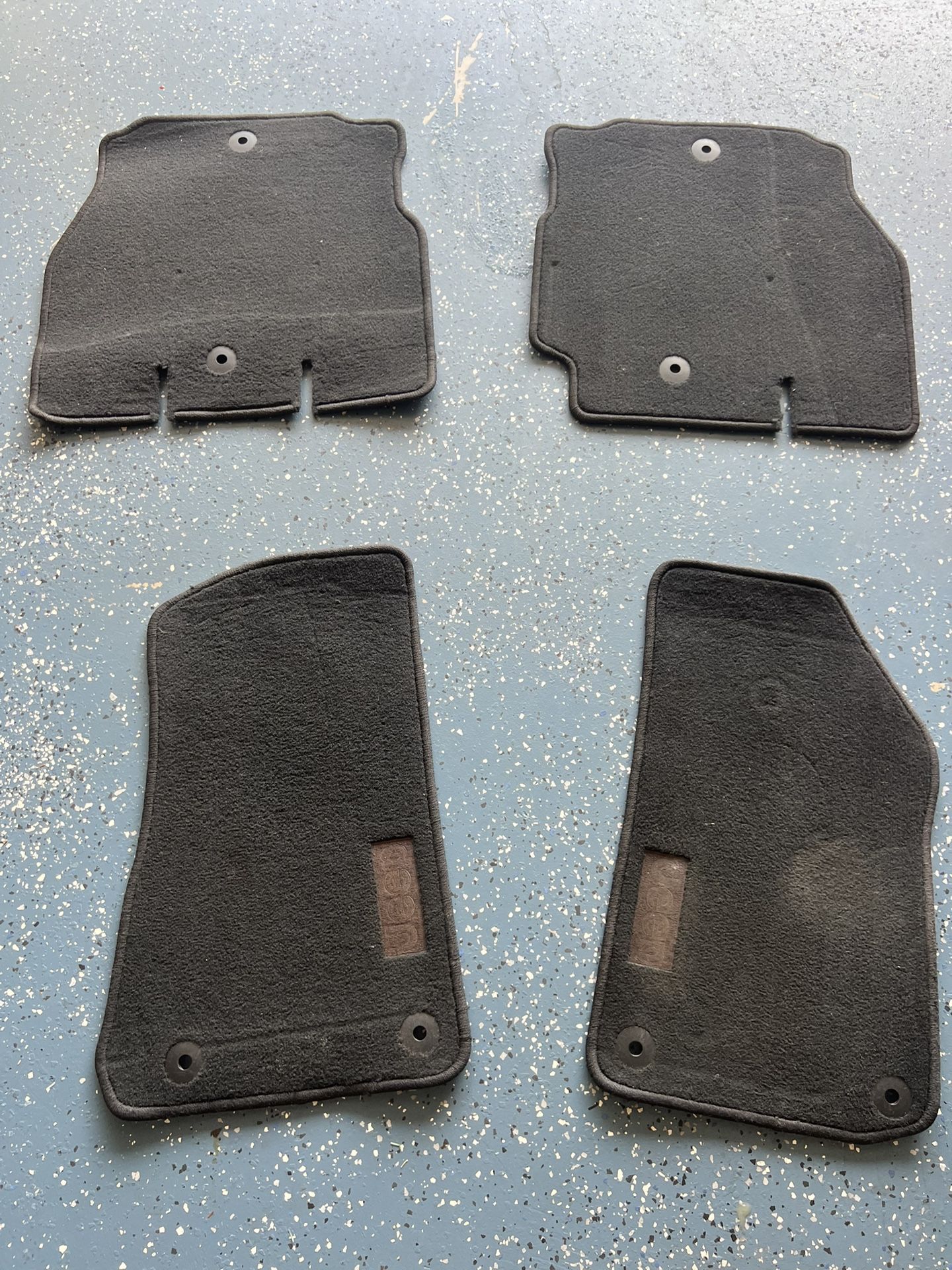 Factory Floor Matts For 2018 Jeep Wrangler Sahara