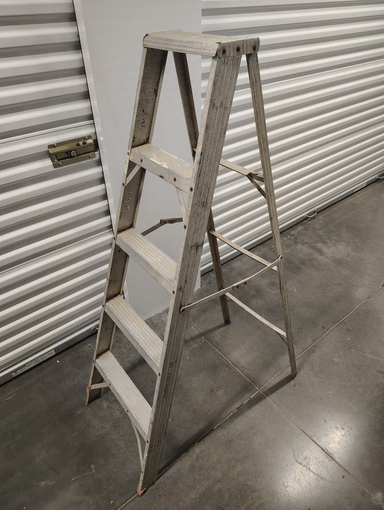 Ladder