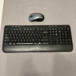 Logitech K520 Wireless Keyboard and Mouse