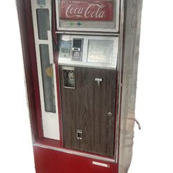 Vintage Coca-Cola Vending Machine