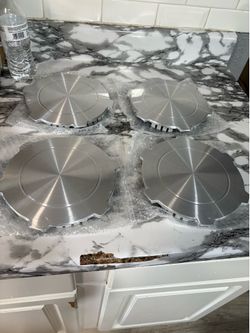New center cap fit GMC