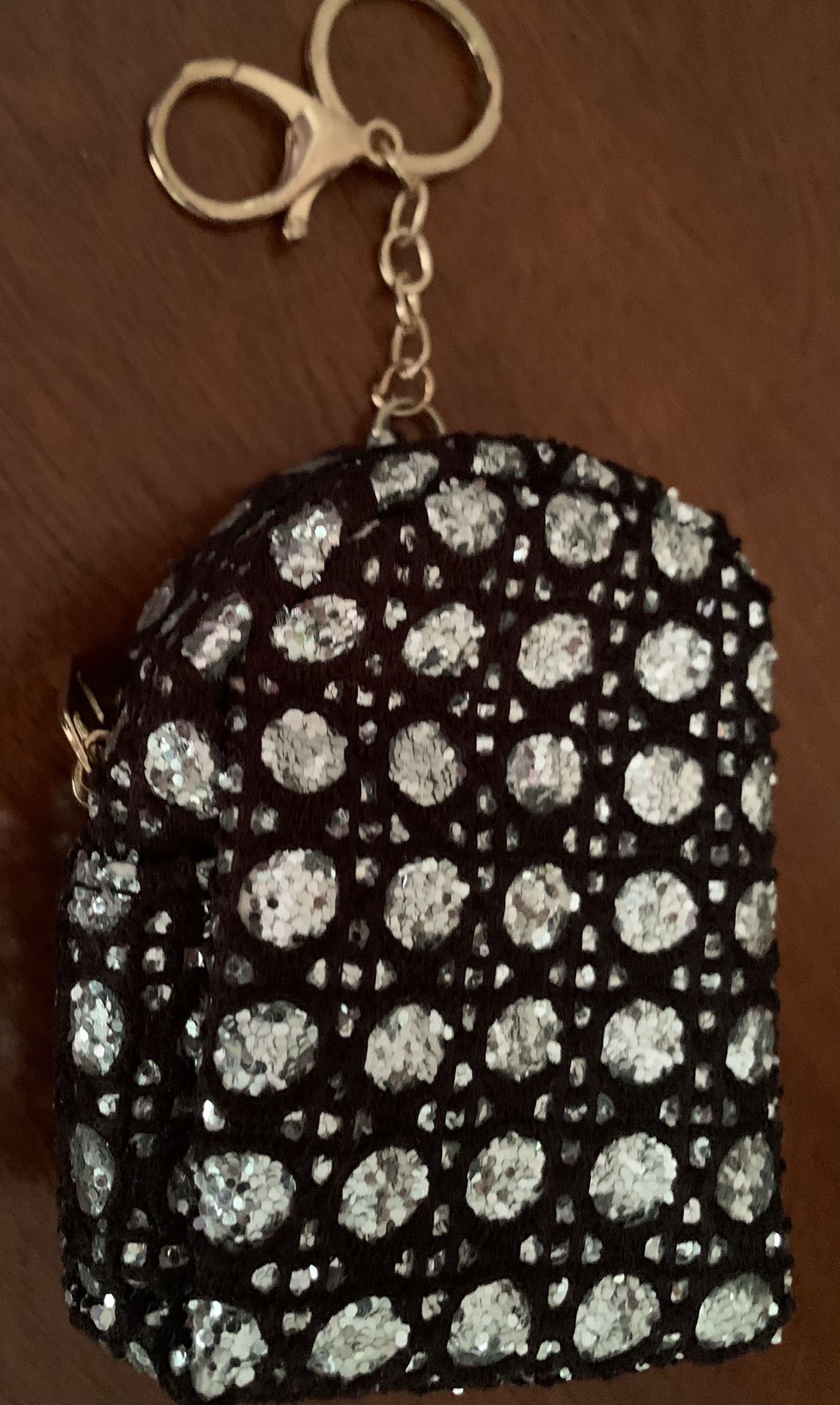 Keychain With Sparkly Wallet