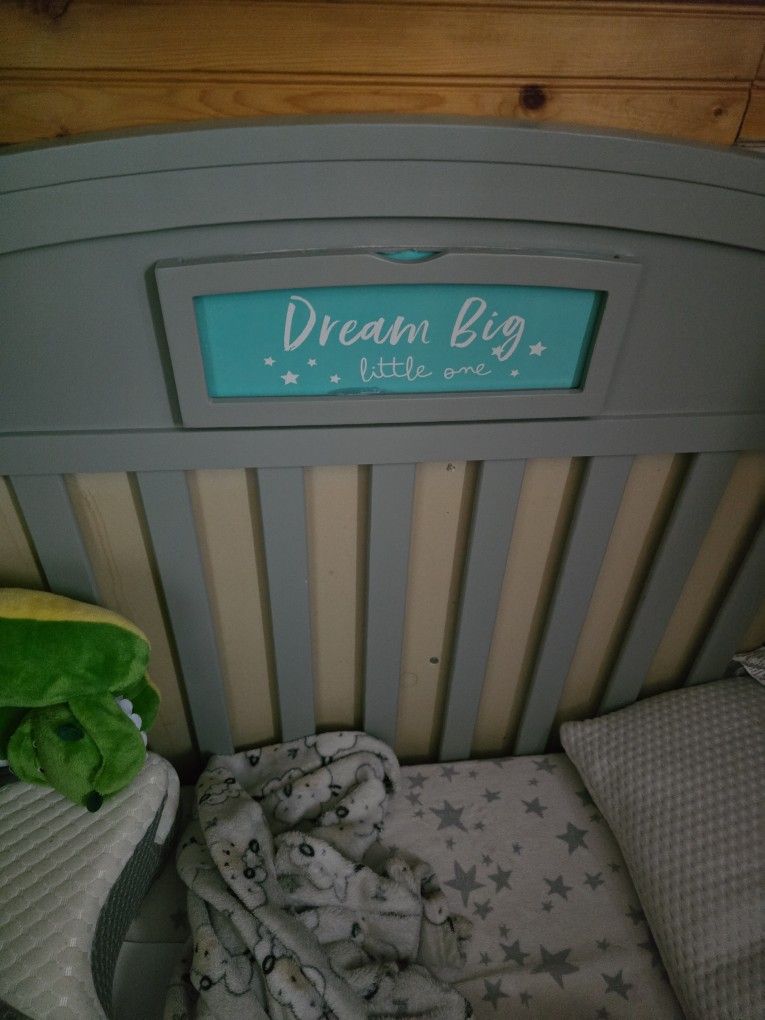 Baby Crib Gray