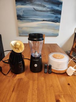Besteamer Ionic Face Steamer, Hamilton Beach Personal Blender & Muson Essential Oil Diffuser & Oils $25 Total or Offer Each (SE San Diego)