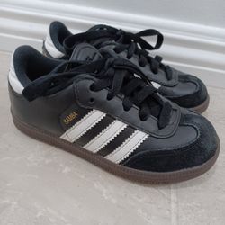 BOYS ADIDAS SHOES