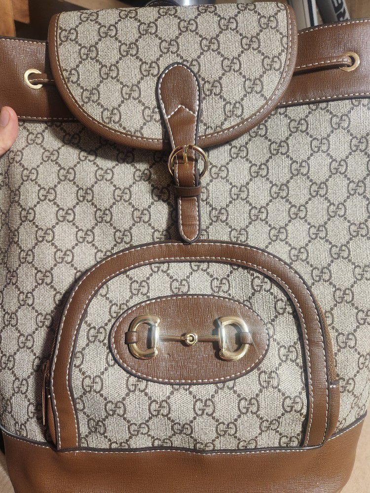 Gucci Bag Or Different Bag Read Description Before Buying Item $ 1 5 0