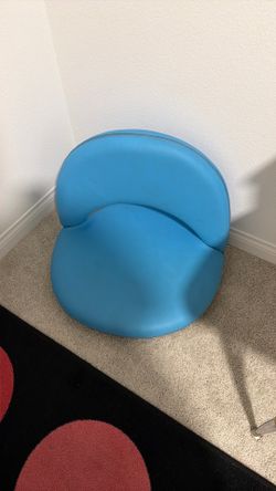 Lakeshore folding chairs