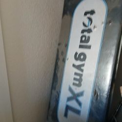 Total Gym XL (Complete With Exercise Cards)