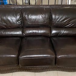 COMFORTABLE Brown 3-Seat Leather COUCH
