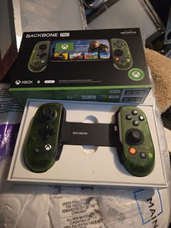 Backbone Pro Xbox Mobile Gaming Controller