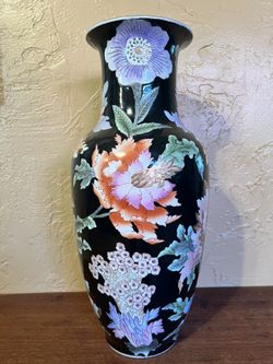 Antique Porcelain Asian Vase