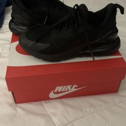 Nike Air Max 270 All Black