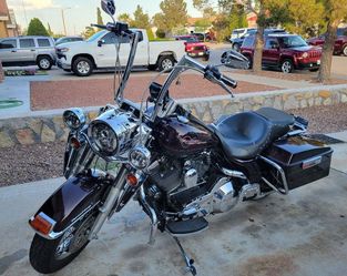 2005 Harley Davidson Road King.